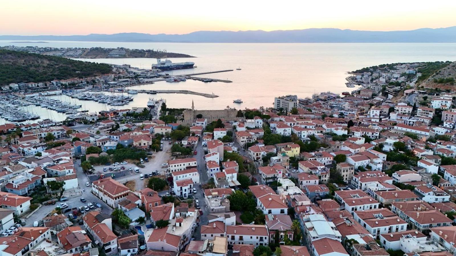 Annemin Harabesi Otel Çeşme Luaran gambar